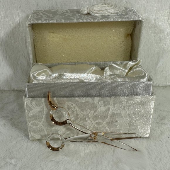 About Face Designs 1999-2009  Glass Scissors beautician Hair Stylist - Picture 1 of 8